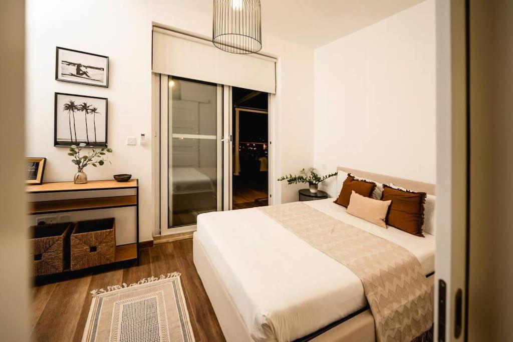 Luxurious & Stylish Penthouse With Private Pool Lägenhet Msida Exteriör bild