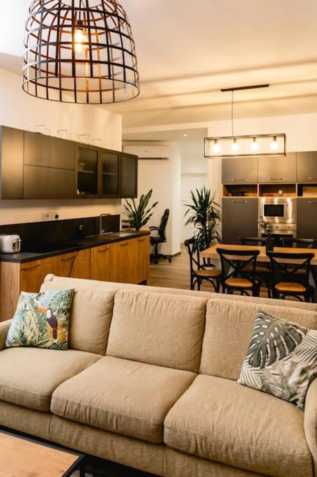 Luxurious & Stylish Penthouse With Private Pool Lägenhet Msida Exteriör bild